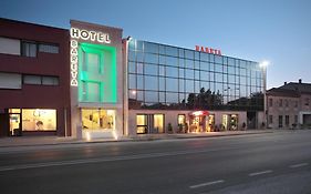 Hotel Bareta